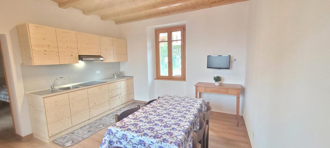 Traditional Mountain Loft In 15Min From Como Lake Appartement Barzio Buitenkant foto